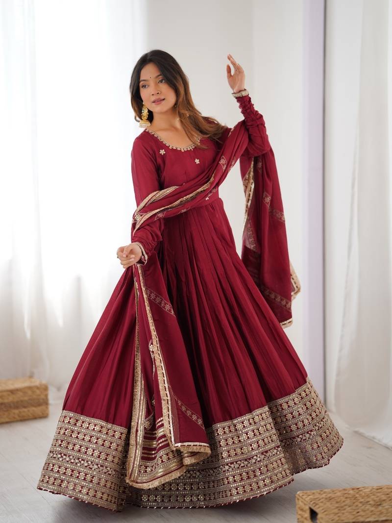 Saanjh Gown And Dupatta Set